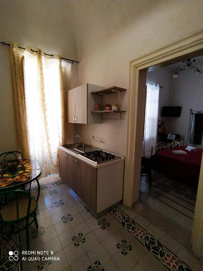 Agli Antichi Quartieri Apartments & Room 阿尔卡莫 外观 照片